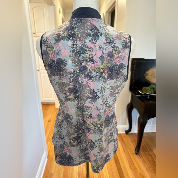 Women's Tee Tome Sleeveless Mock Neck Golf/Tennis Top - Picture 5 of 8